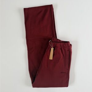 Small SKIMS Merlot Straight Leg Pant